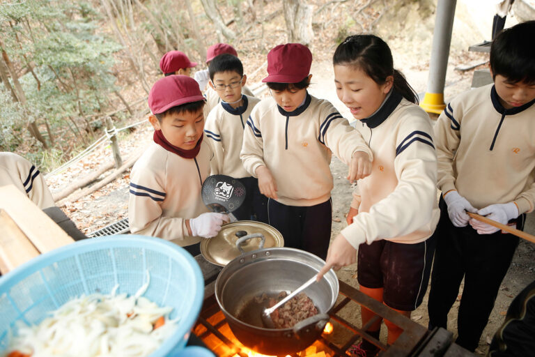 2017年 洛南小学校5年生・校外学習