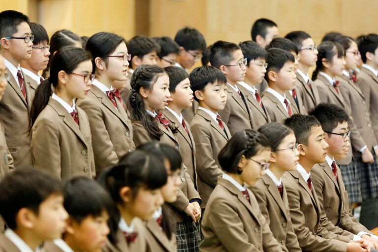 2018-洛南高等学校附属小学校卒業式